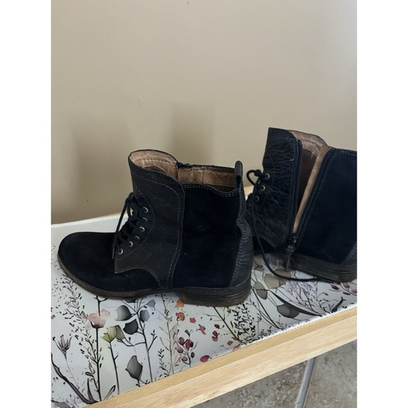 NAYA Agave Leather Combat Boots SIZE US8,5 Black Suede Lace Up Comfort Side Zip - Picture 9 of 10